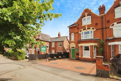 Hospitality for sale, 8 Bewdley Hl Kidderminster DY11 6BS