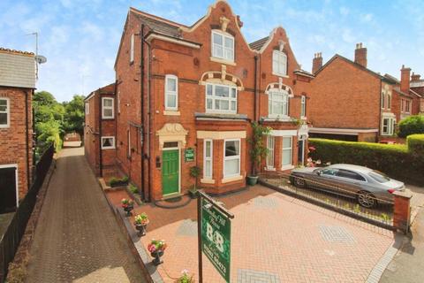 Hospitality for sale, 8 Bewdley Hl Kidderminster DY11 6BS