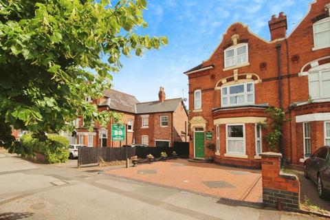 Hospitality for sale, 8 Bewdley Hl Kidderminster DY11 6BS
