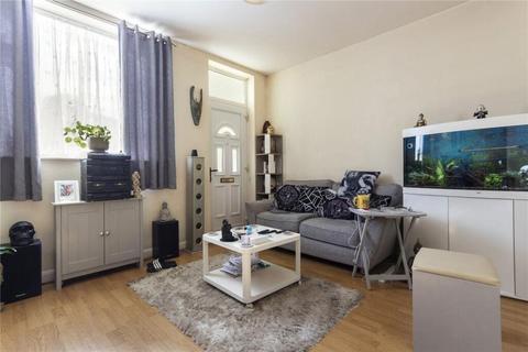 Retail property (high street) for sale, 98 Oxford St Grimsby DN32 7PB