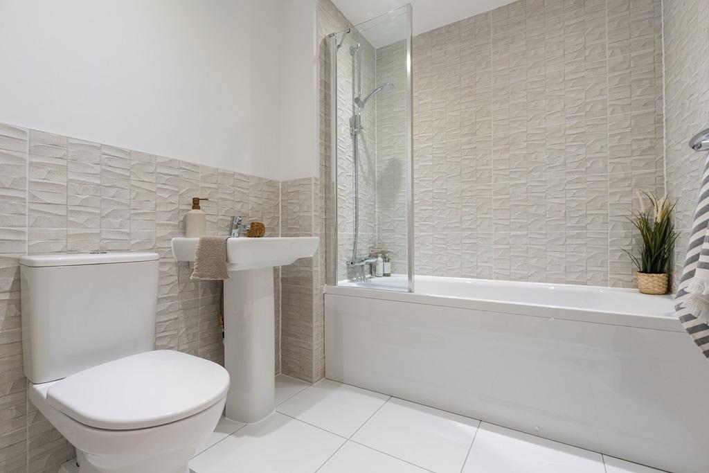 Huxford Show Home