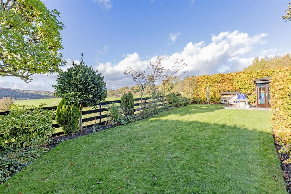 Garden-1.jpg
