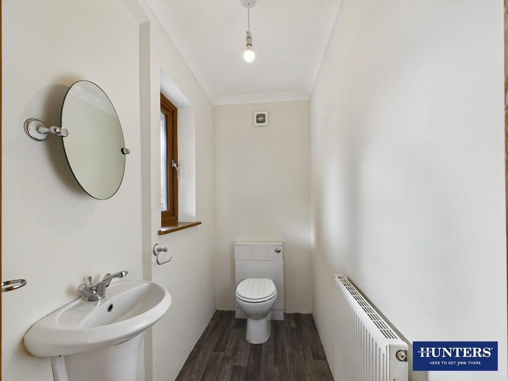 Cloakroom/WC