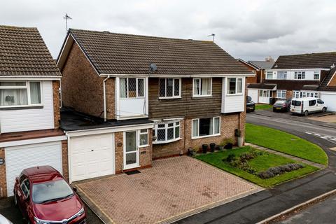 3 bedroom semi-detached house for sale, Lingfield Close, Walsall WS6