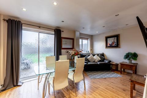 3 bedroom semi-detached house for sale, Lingfield Close, Walsall WS6