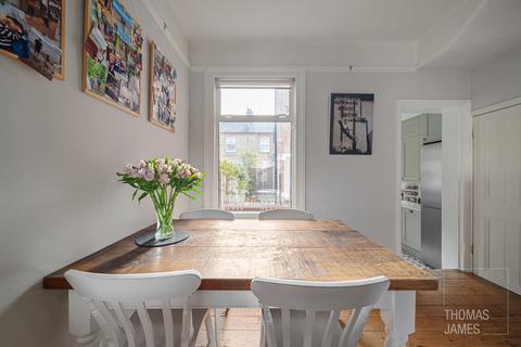 undefined, Lymington Avenue, London, N22