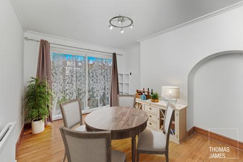 undefined, Petersfield Close, London, N18