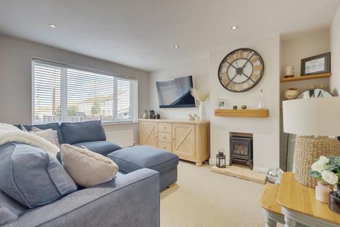 3 bedroom semi-detached house for sale, Lodge Close, Benfleet, SS7