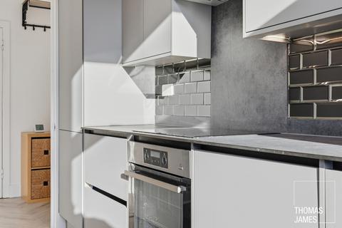 undefined, Selborne Road, London, N14