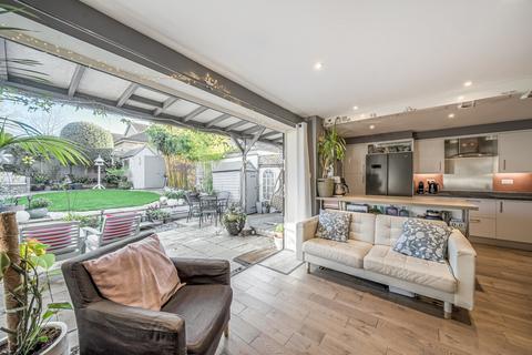 4 bedroom link detached house for sale, Chestnut Avenue, Faringdon, Oxfordshire, SN7