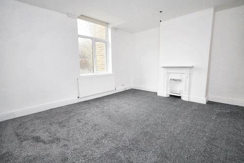 4 bedroom terraced house to rent, Oakleigh Terrace, Todmorden OL14