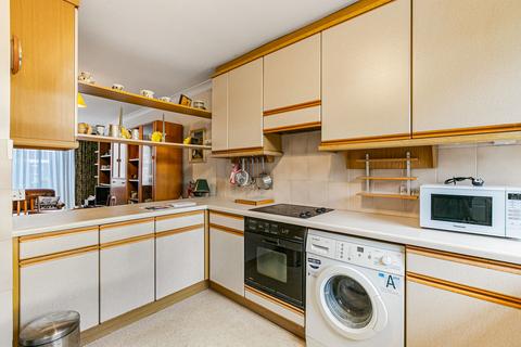3 bedroom terraced house for sale, Grange Place, Staines-upon-Thames, Surrey, TW18
