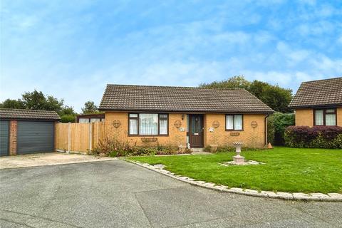 2 bedroom bungalow for sale, Chessell Close, Cowes, Isle of Wight