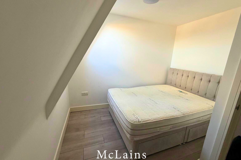 2 bedroom flat to rent, Ramridge Road, Luton
