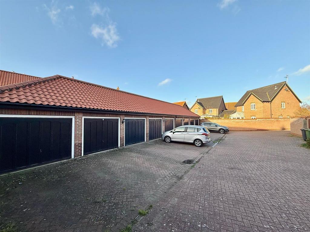 Garage block.jpg
