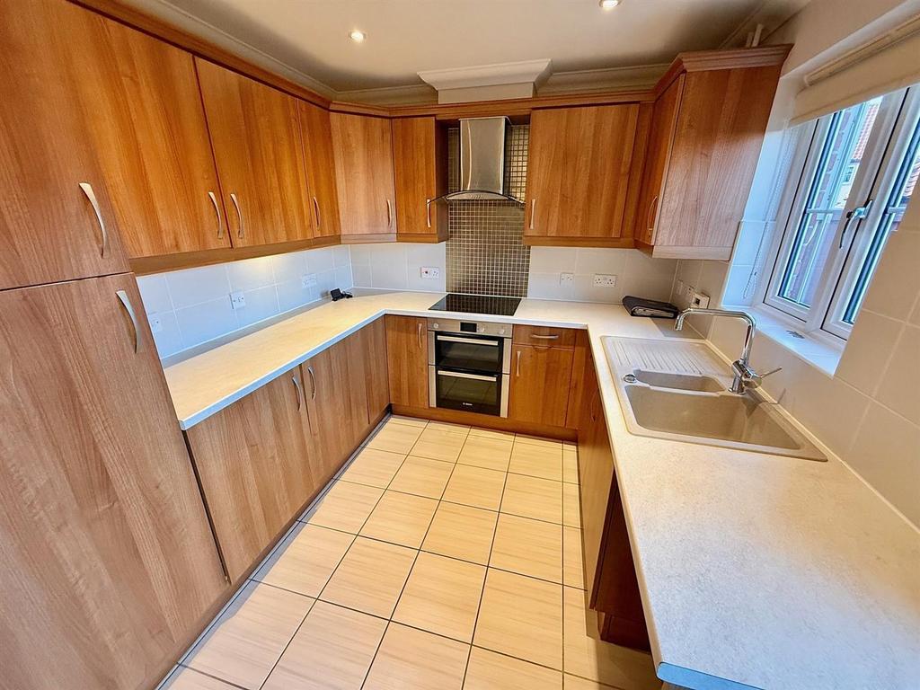 Kitchen area.jpg