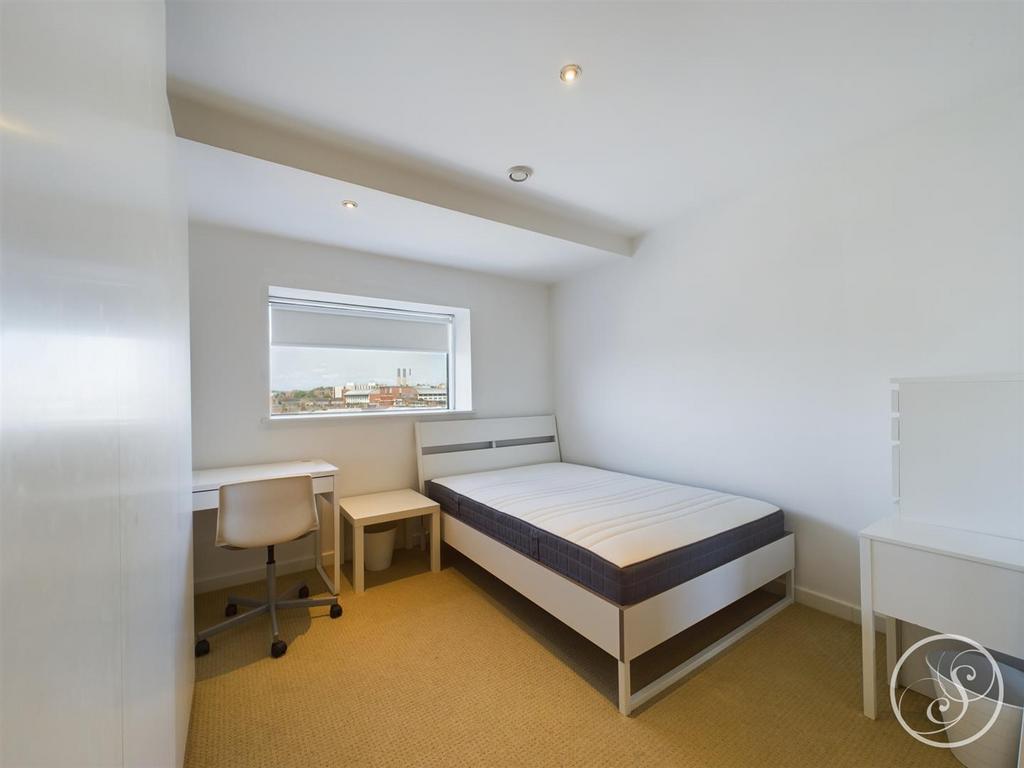 Bed 1
