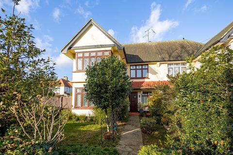 undefined, Southchurch Boulevard, Southend-on-sea, SS2