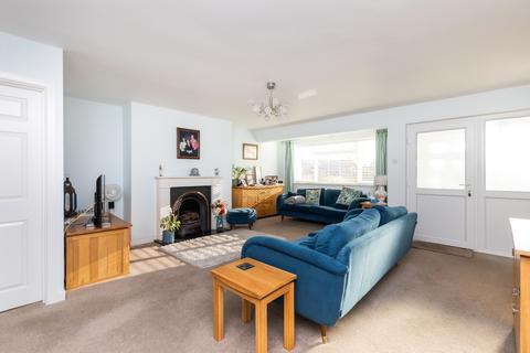 undefined, Falcon Close, Shoreham Beach