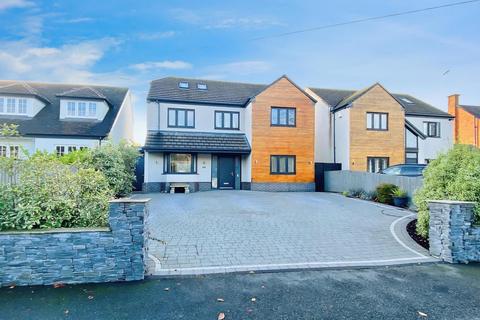 5 bedroom detached house for sale, Fairefield Crescent, Glenfield, LE3