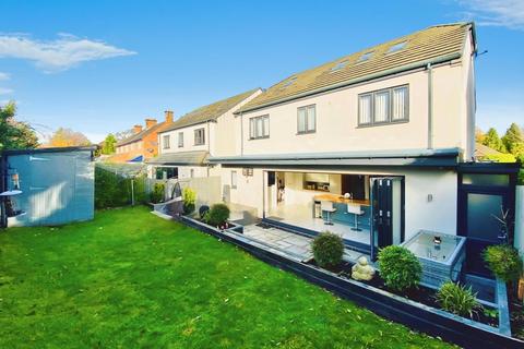 5 bedroom detached house for sale, Fairefield Crescent, Glenfield, LE3