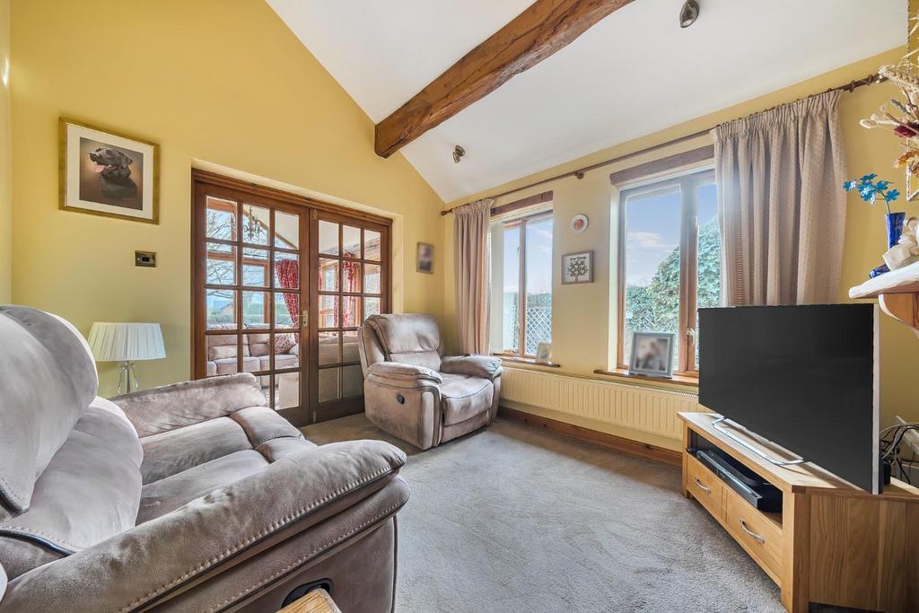 Sitting Room.jpg