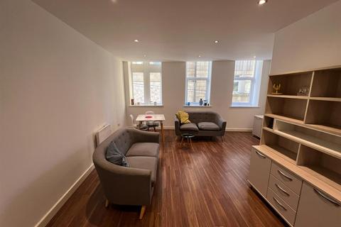 1 bedroom apartment to rent, District Bank Chambers, 1-3 George Square, Halifax