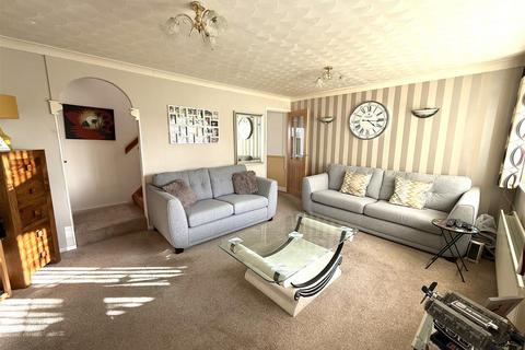3 bedroom semi-detached house for sale, Cocketts Nook, Rugeley