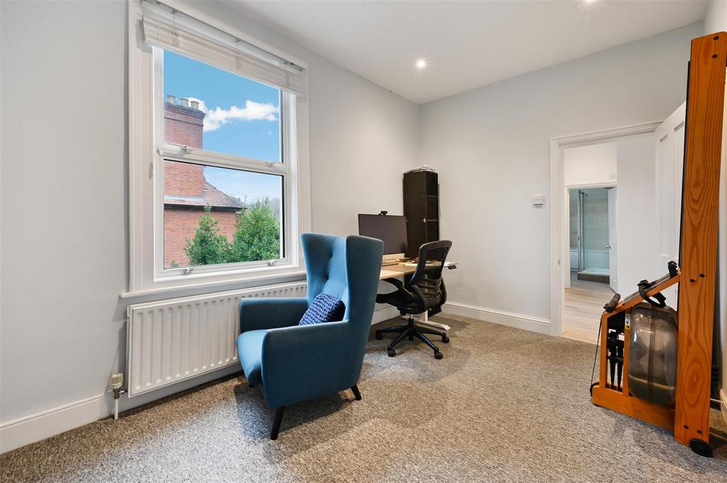 Bedroom 2.jpg