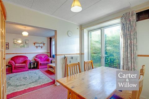 undefined, Frizlands Lane, Essex