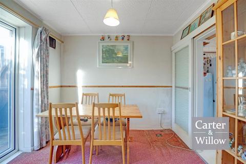 undefined, Frizlands Lane, Essex