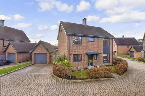 undefined, Gratton Chase, Godalming GU8
