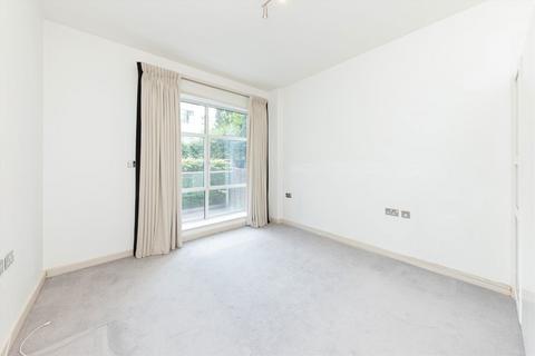 1 bedroom flat to rent, Great West Road, Brentford TW8