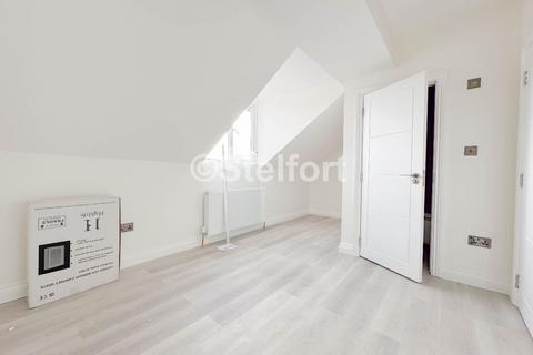 undefined, Seven Sisters Road, London, N15