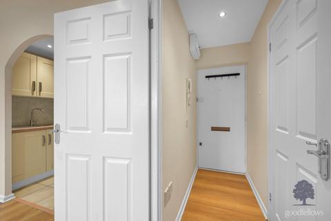 undefined, Heathfield Drive, Surrey CR4