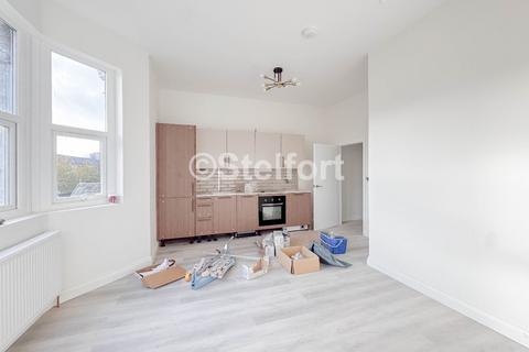 undefined, Seven Sisters Road, London, N15