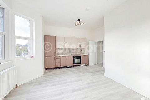 undefined, Seven Sisters Road, London, N15