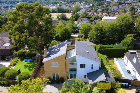 4 bedroom detached house for sale, West View, Loughton IG10