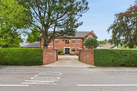 undefined, Moss Delph Lane, Aughton L39 5BH