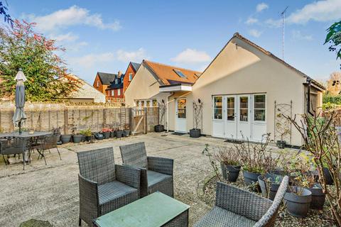 undefined, Victoria Road, Cirencester, Gloucestershire, GL7