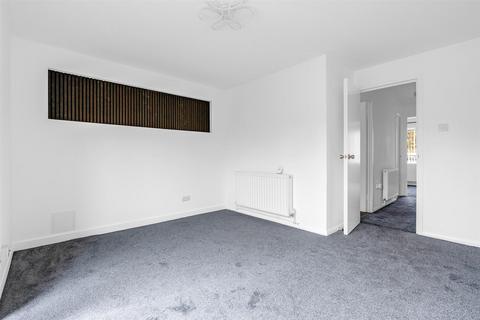 1 bedroom apartment for sale, London Road, Hertford