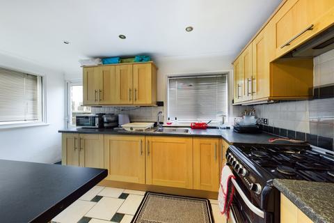 undefined, Cross Road, Romford RM7