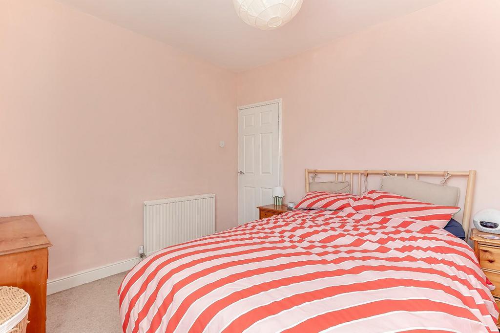 Bedroom 1 - B.jpg