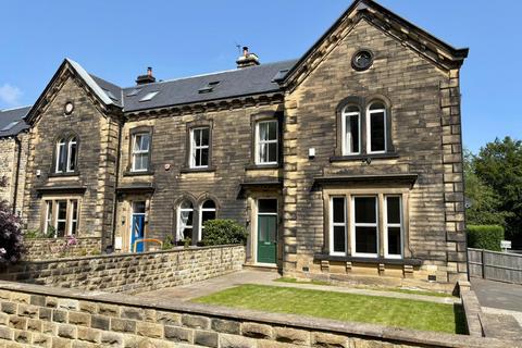Oxford Road, Gomersal, Cleckheaton, BD19