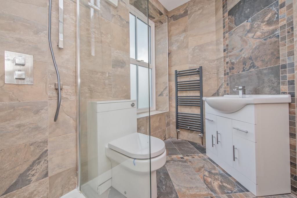 Ensuite