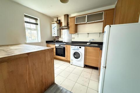 undefined, Piper Way, Ilford