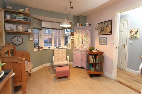 4 bedroom semi-detached house for sale, Primrose Way, Kidderminster, DY10