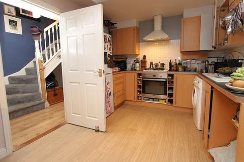 4 bedroom semi-detached house for sale, Primrose Way, Kidderminster, DY10