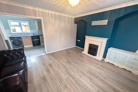 2 bedroom house for sale, Annandale Road, Hull