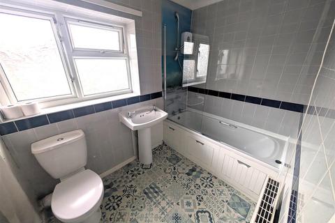 2 bedroom house for sale, Annandale Road, Hull